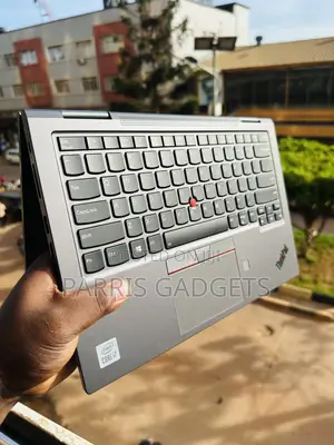 Laptop Lenovo ThinkPad X1 Yoga 8GB Intel Core i7 SSD 256GB