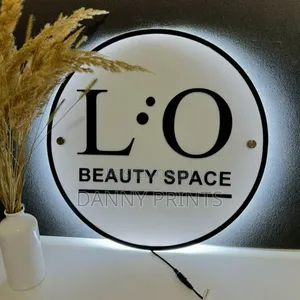 2d and 3d Acrylic Round Signs