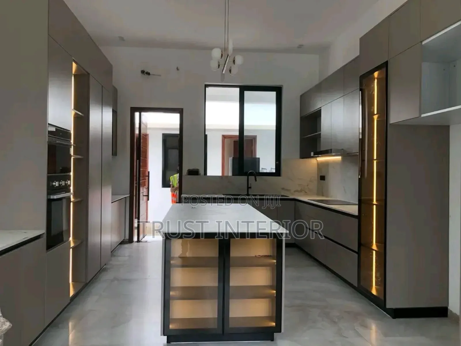 Kitchen Fitters 76
