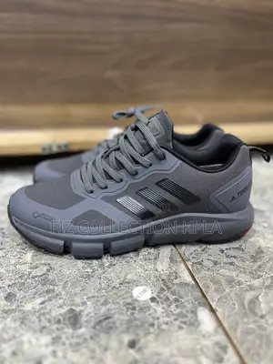 Terex Sneaker