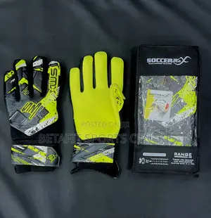 Goalkeeper Gloves (Smx)