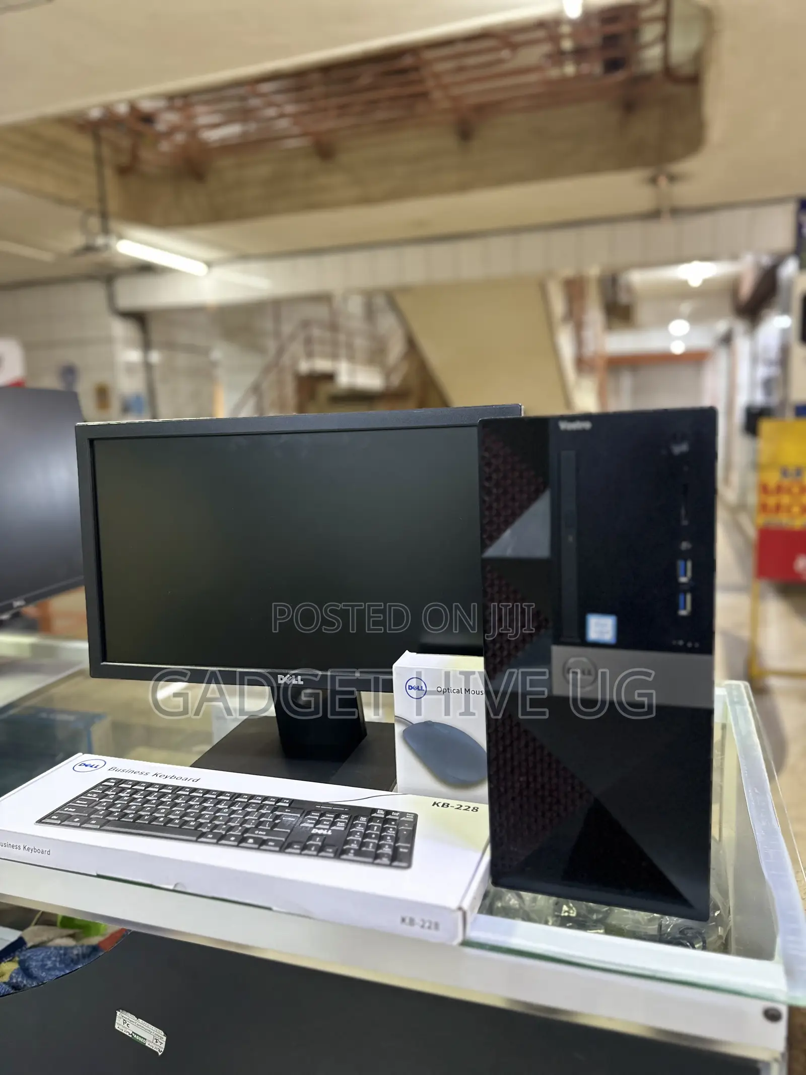 Desktop Computer Dell Vostro 3900 8GB Intel Core i5 HDD 500GB