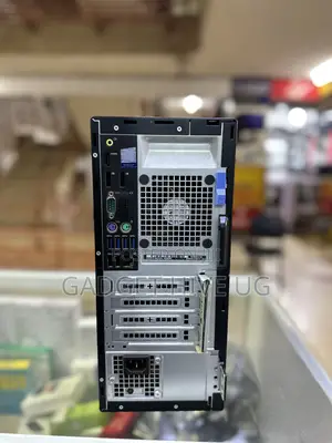 Desktop Computer Dell Optiplex 7050 8GB Intel Core i5 HDD 500GB