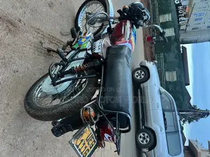 Bajaj Boxer 100 2020 Red