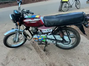 Bajaj Boxer 100 2020 Red