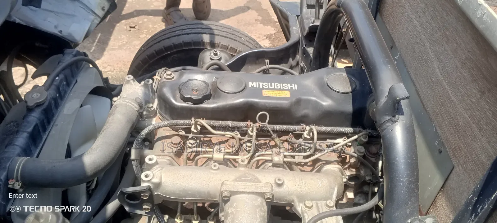 4d33 Engine Canter Same Tye