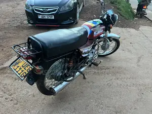 Bajaj Boxer 100 2020 Red