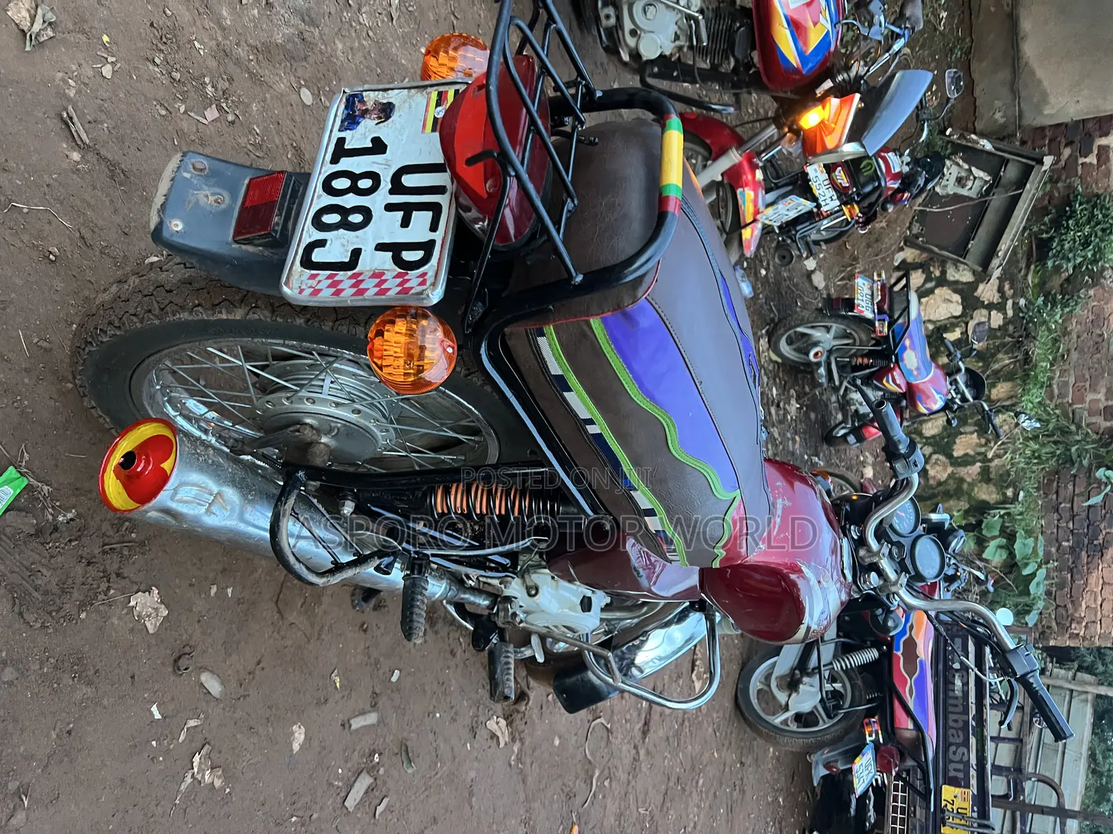 Bajaj Boxer 100 2022 Red