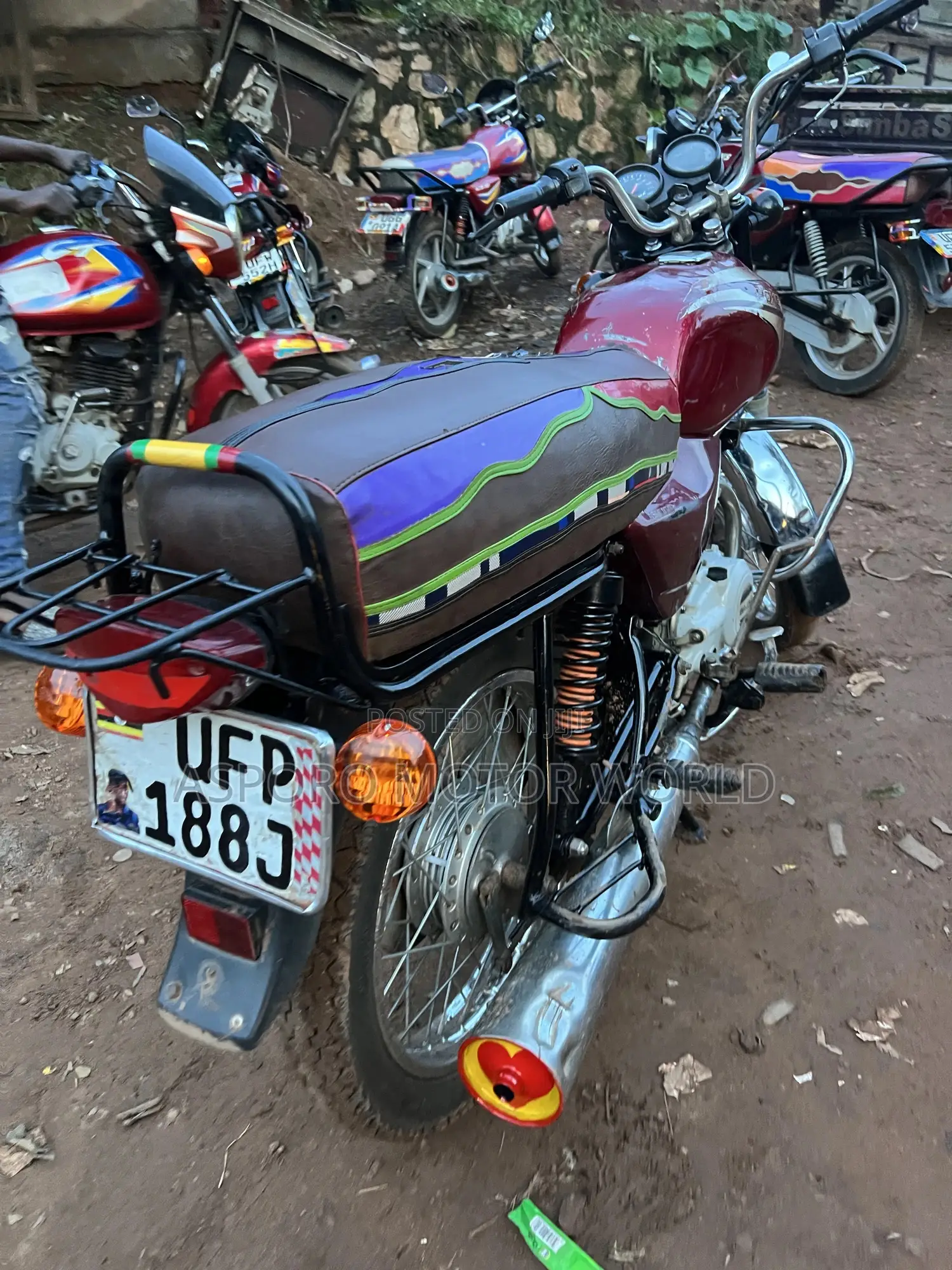 Bajaj Boxer 100 2022 Red