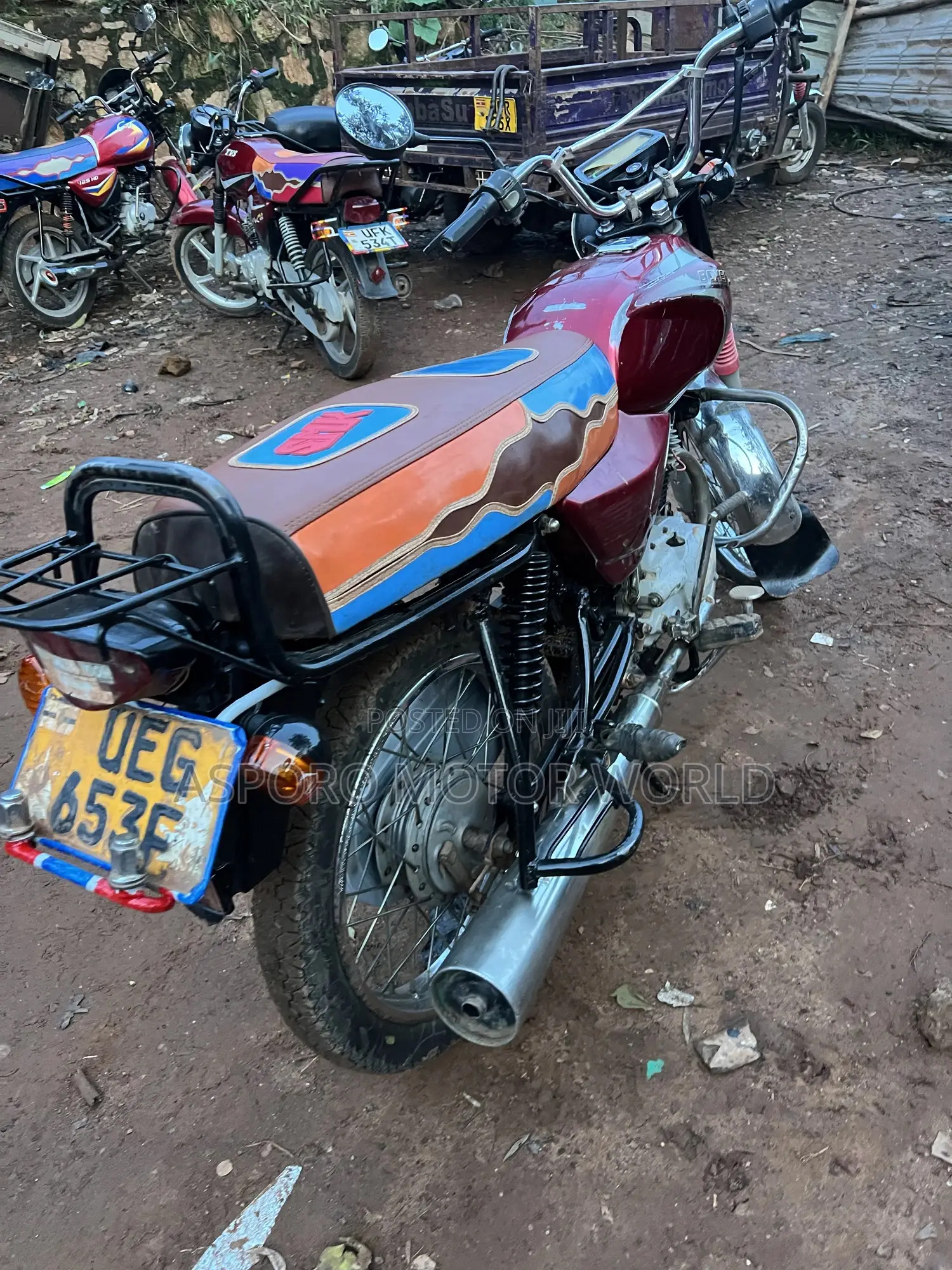 Bajaj Boxer 100 2018 Red