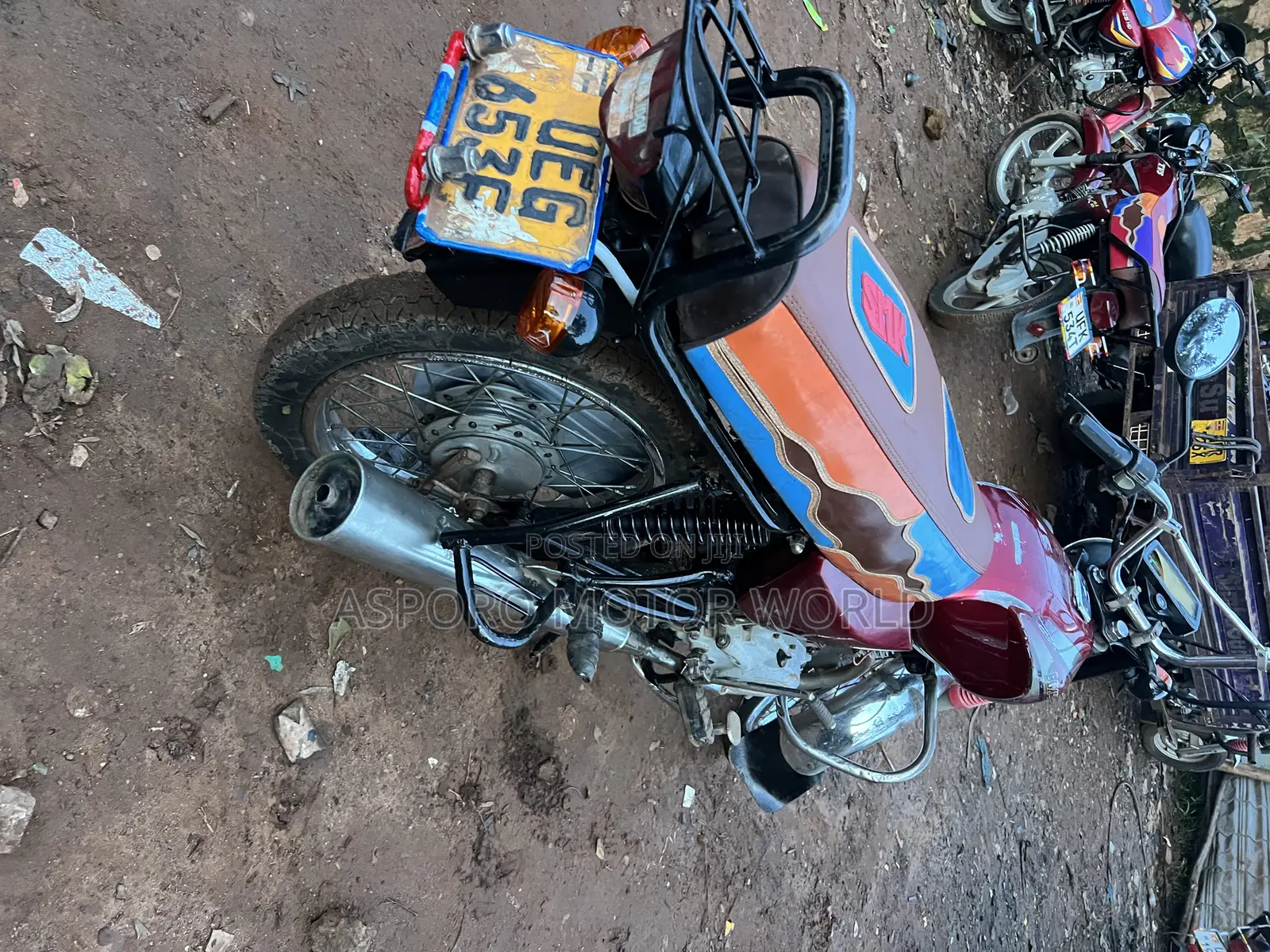Bajaj Boxer 100 2018 Red