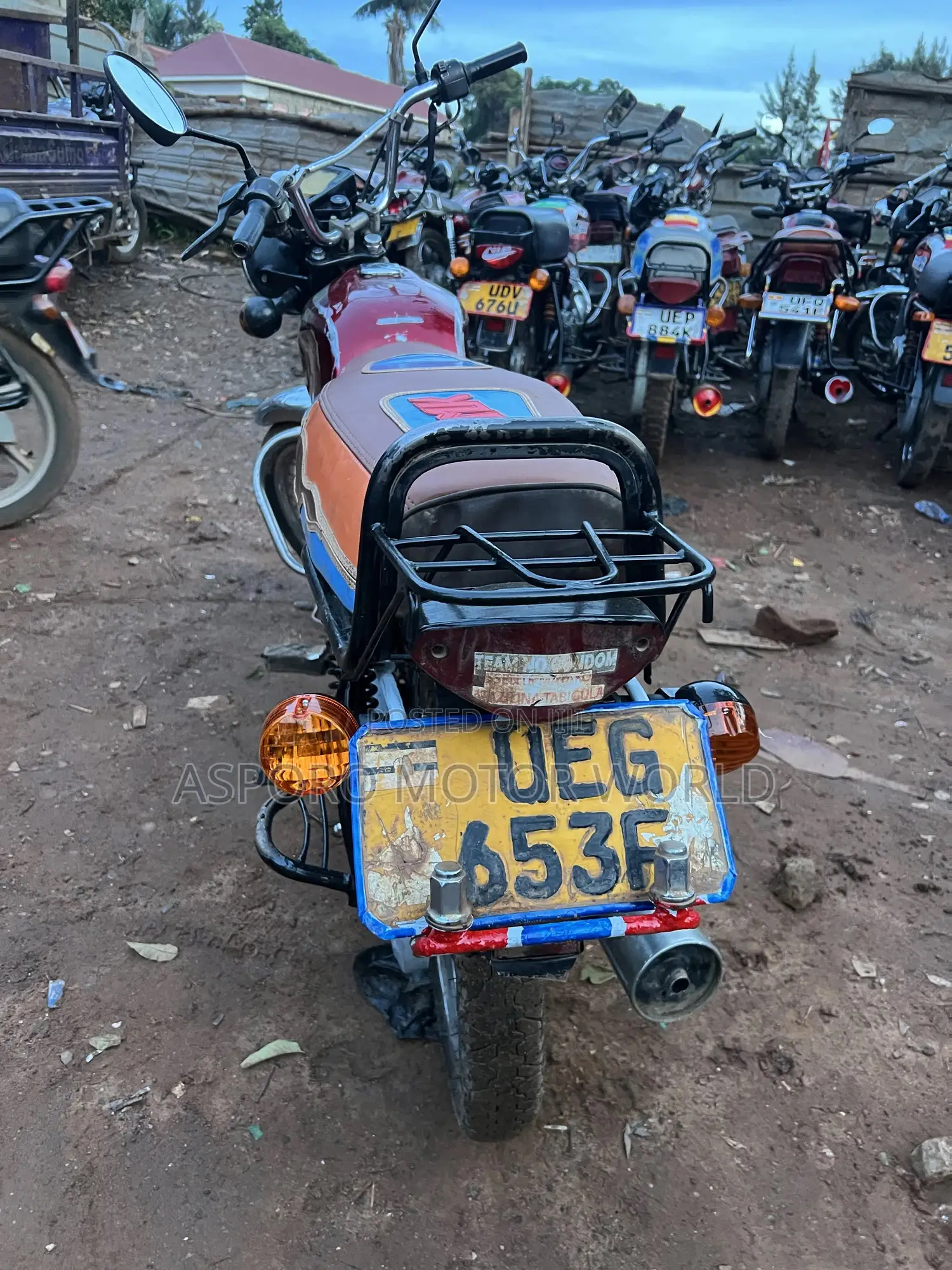 Bajaj Boxer 100 2018 Red