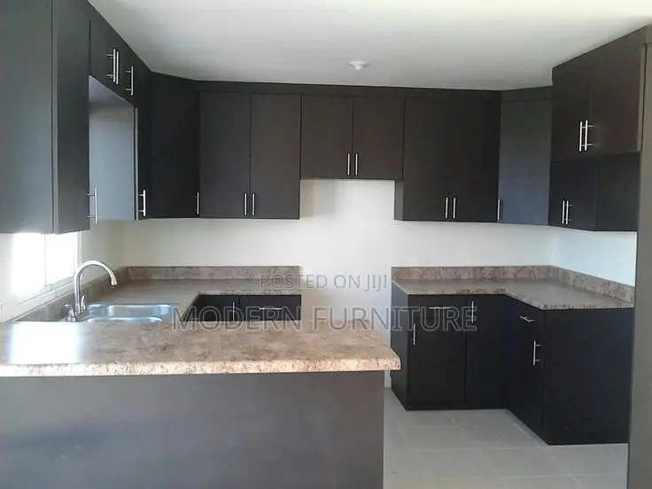 Kitchen Cabinets in Dark Gray