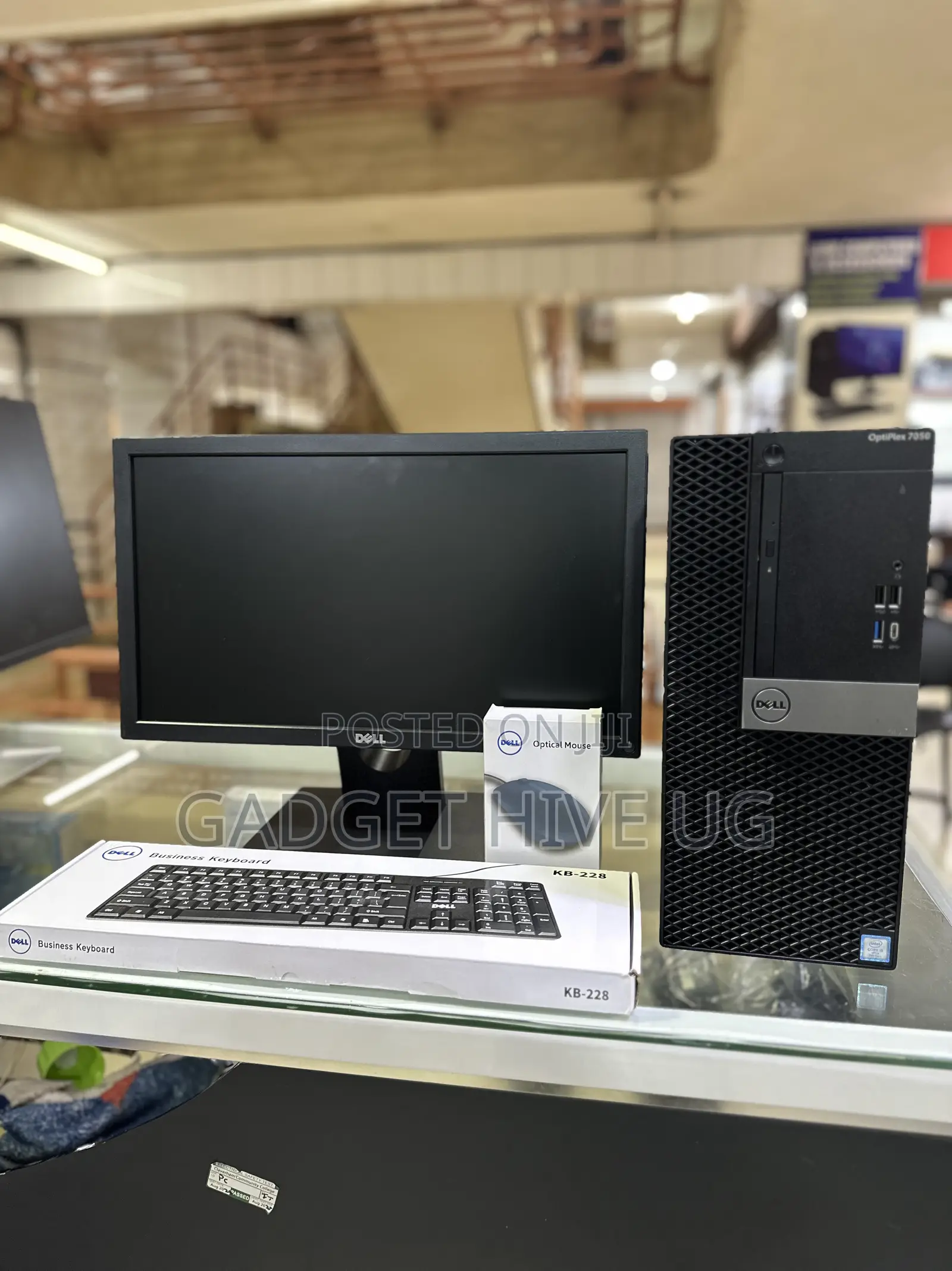 Desktop Computer Dell Optiplex 7050 8GB Intel Core i5 HDD 500GB