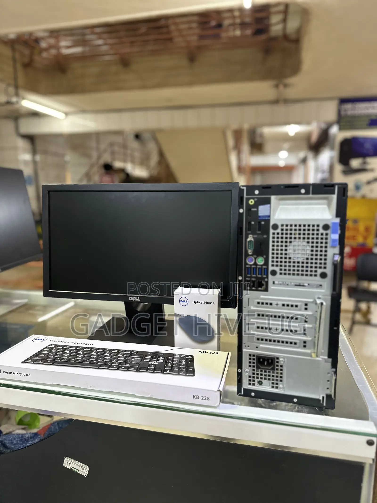 Desktop Computer Dell Optiplex 7050 8GB Intel Core i5 HDD 500GB