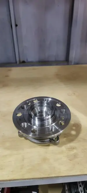 Wheel Hub With Bearing W205 Front
