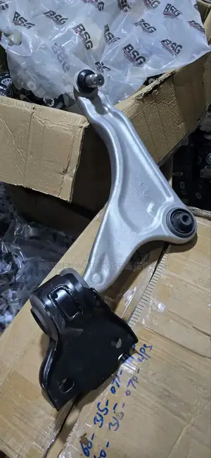 Lower Control Arm Evoque
