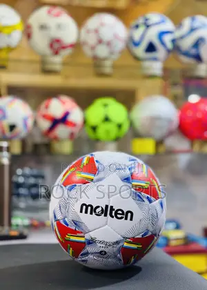 Molten Football Size 4