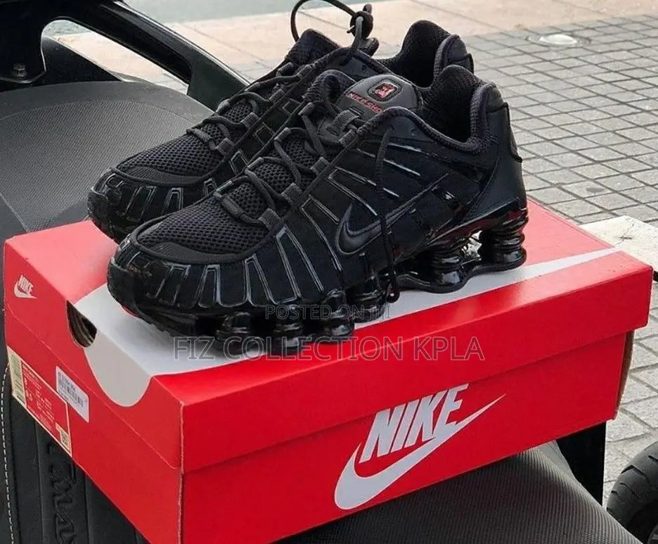 Nike Shox Black