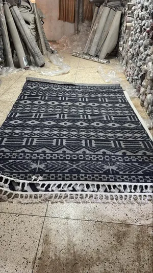 Modern Center Carpet Rug 2meter by 3meters. Center Carpets