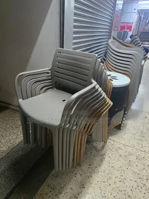 Moulded Plastic Chairs Plastic Chairs