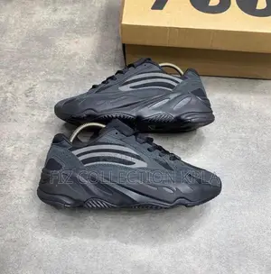 Adidas Yezzy 700