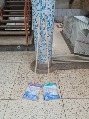 Floor Cleaning Mop With Wooden Handle