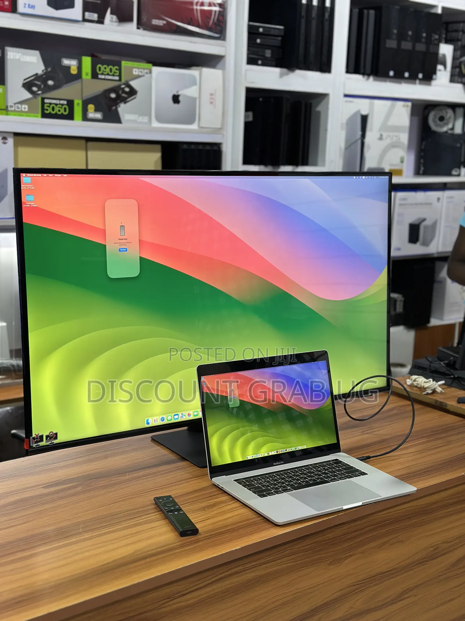 Samsung M7 43” Smart Monitor