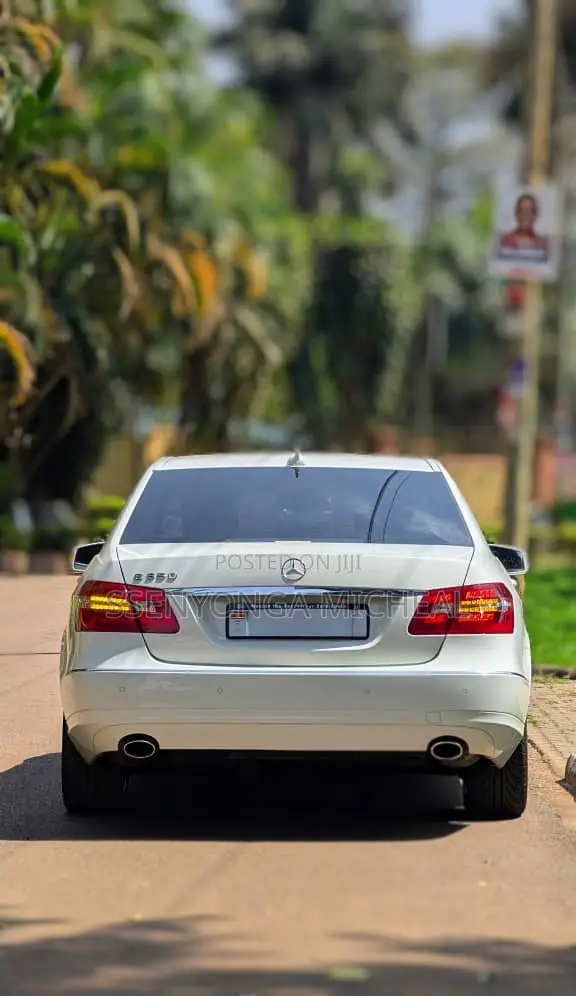 Mercedes-Benz E350 2011 White