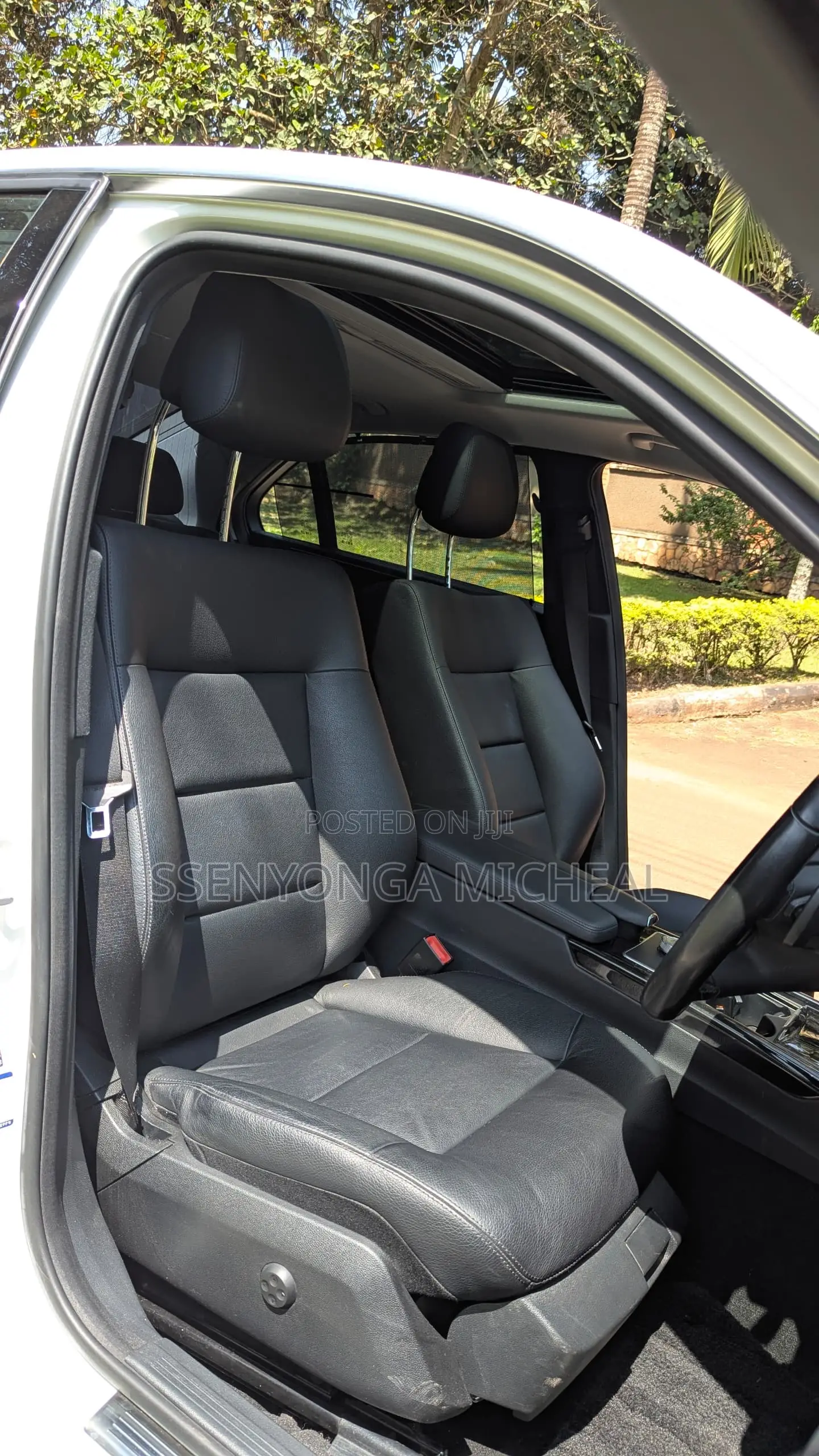Mercedes-Benz E350 2011 White