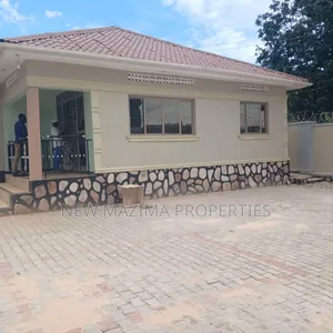 4bdrm Bungalow in Nansana Town, Central Division for sale
