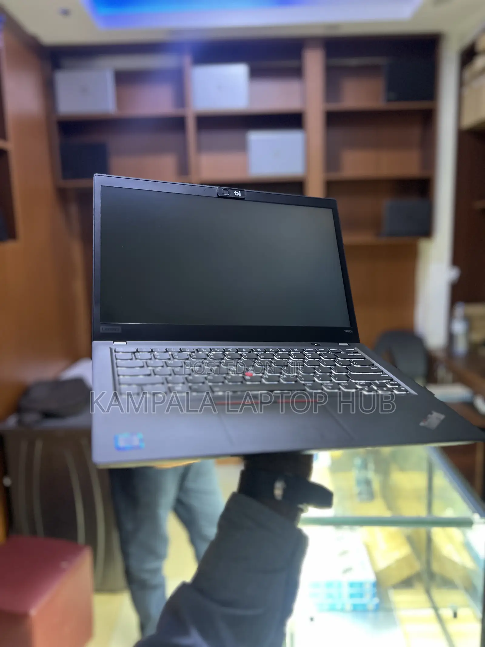 New Laptop Lenovo Thinkpad T490s 8GB Intel Core i5 SSD 256GB