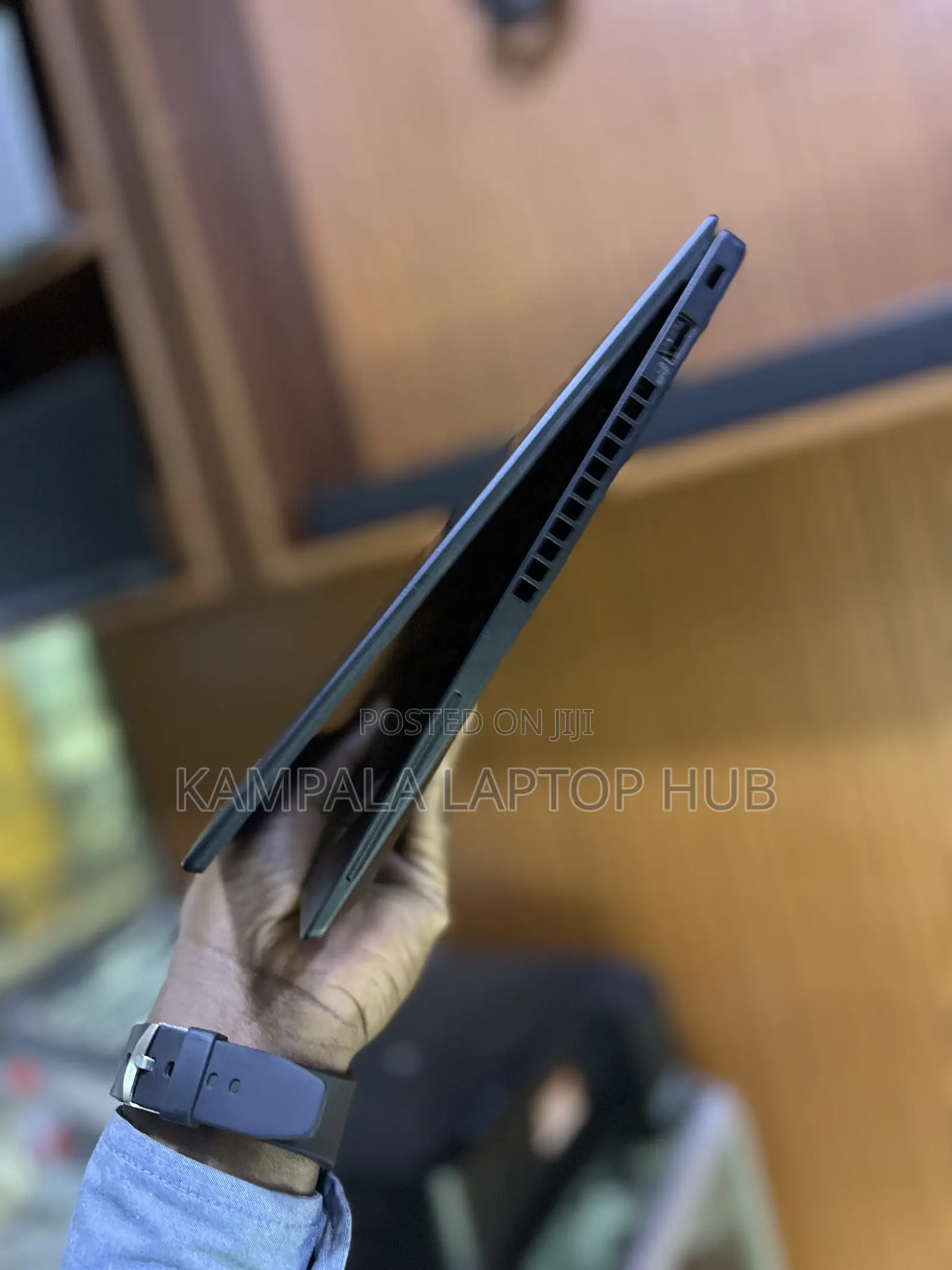 New Laptop Lenovo Thinkpad T490s 8GB Intel Core i5 SSD 256GB