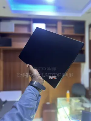 New Laptop Lenovo Thinkpad T490s 8GB Intel Core i7 SSD 256GB