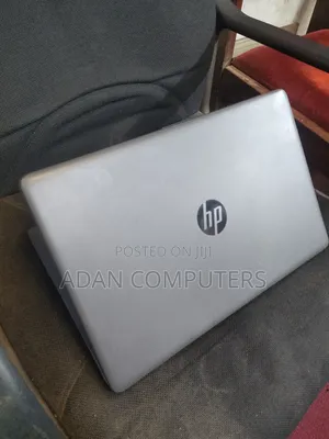 Laptop HP 250 G7 4GB Intel Core i3 HDD+SSD 256GB