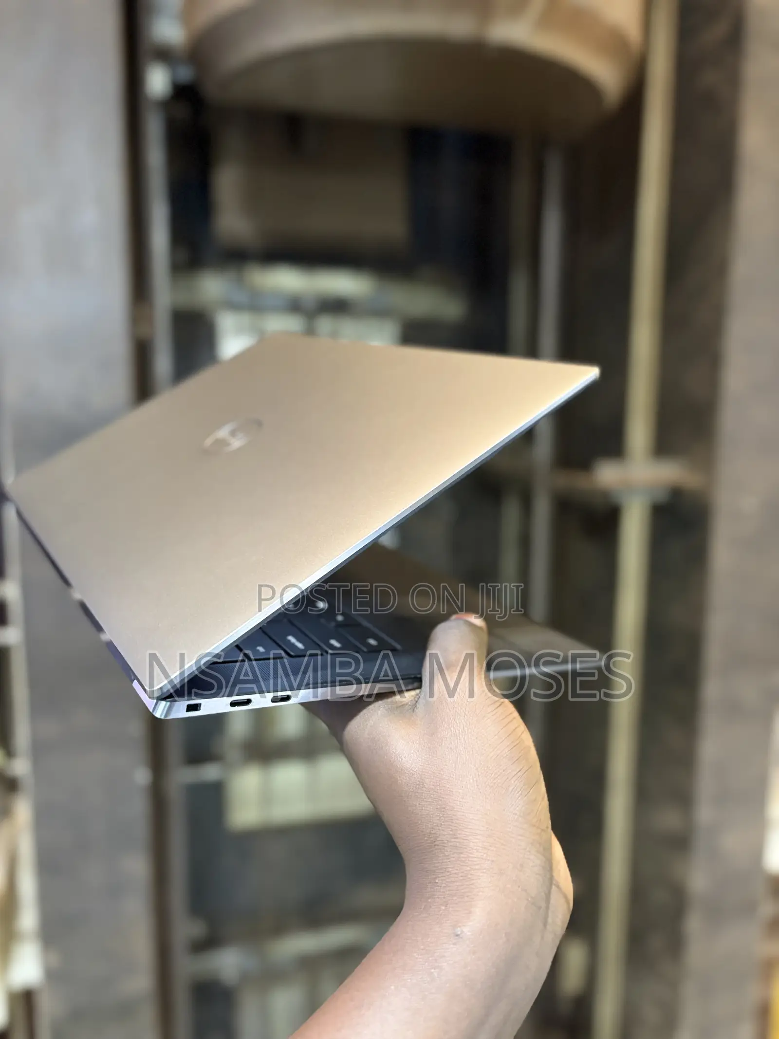 Laptop Dell Precision 5560 16GB Intel Core i7 SSD 512GB