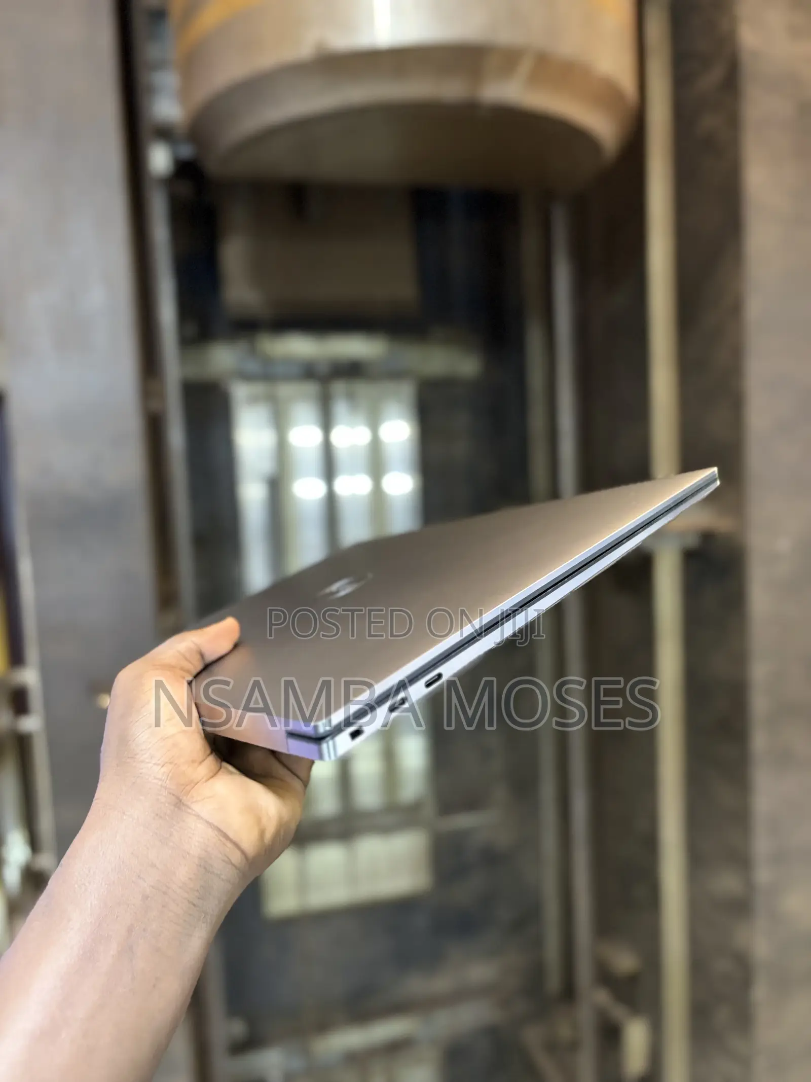 Laptop Dell Precision 5560 16GB Intel Core i7 SSD 512GB