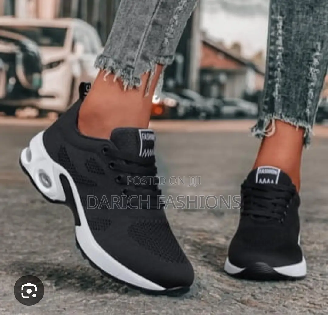 Lady Sneakers