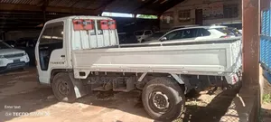 Isuzu Single Light and Single Tye