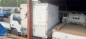 Isuzu Box Body Brand New 4 B E 1 Engine