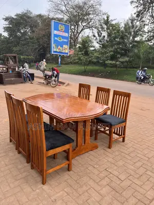 6 Seaters Dinning Table