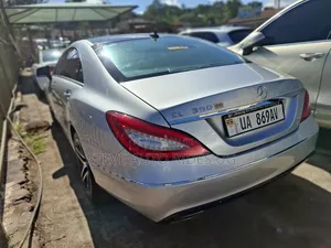 Mercedes-Benz CLS 2015 Silver