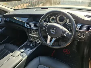 Mercedes-Benz CLS 2015 Silver