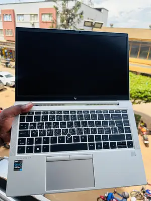 Laptop HP EliteBook 840 G8 8GB Intel Core i7 SSD 256GB