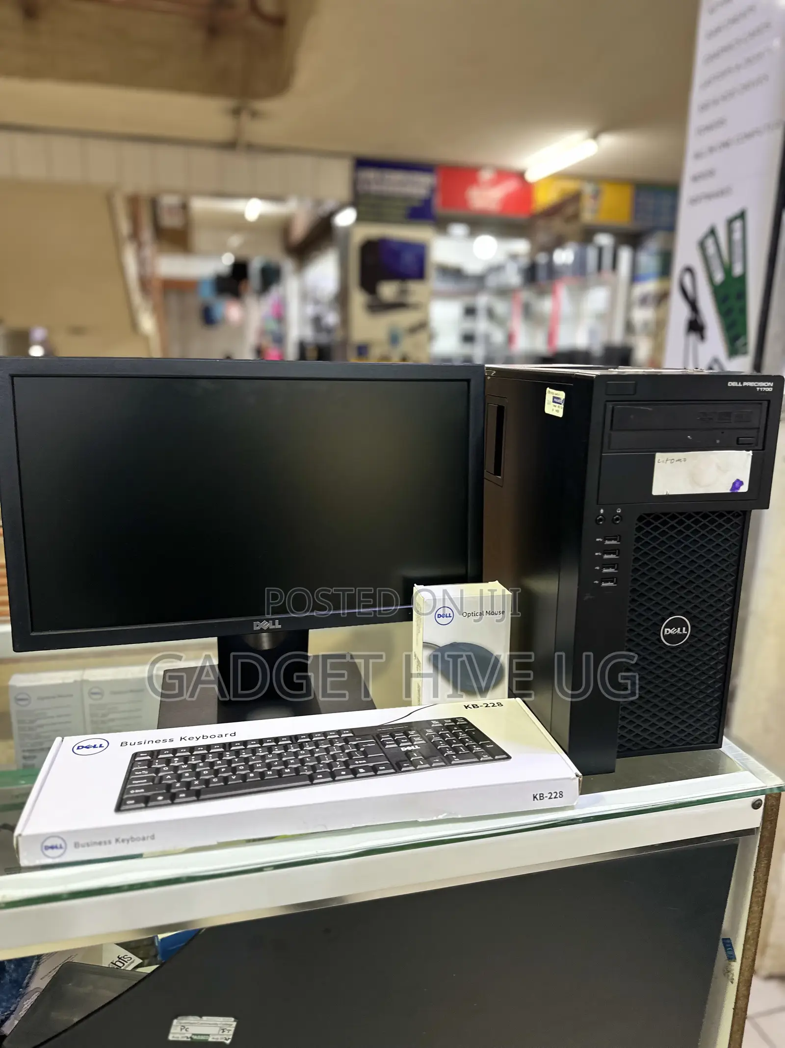Desktop Computer Dell 8GB Intel Core i7 HDD 500GB