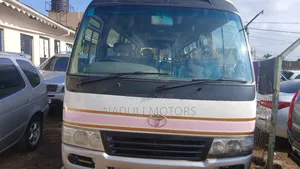 Toyota Coaster 1999