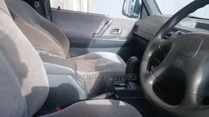 Mitsubishi Pajero 2005 Silver