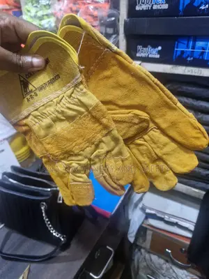 Leather Gloves