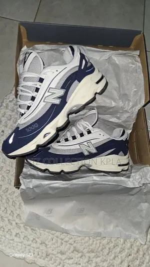 Newbalance 1000 Seal Sal