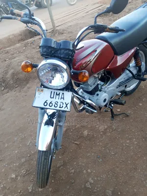 Bajaj Boxer 100 2025 Red